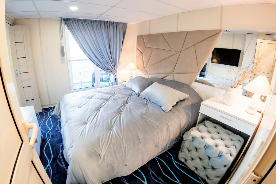 Люкс с балконом