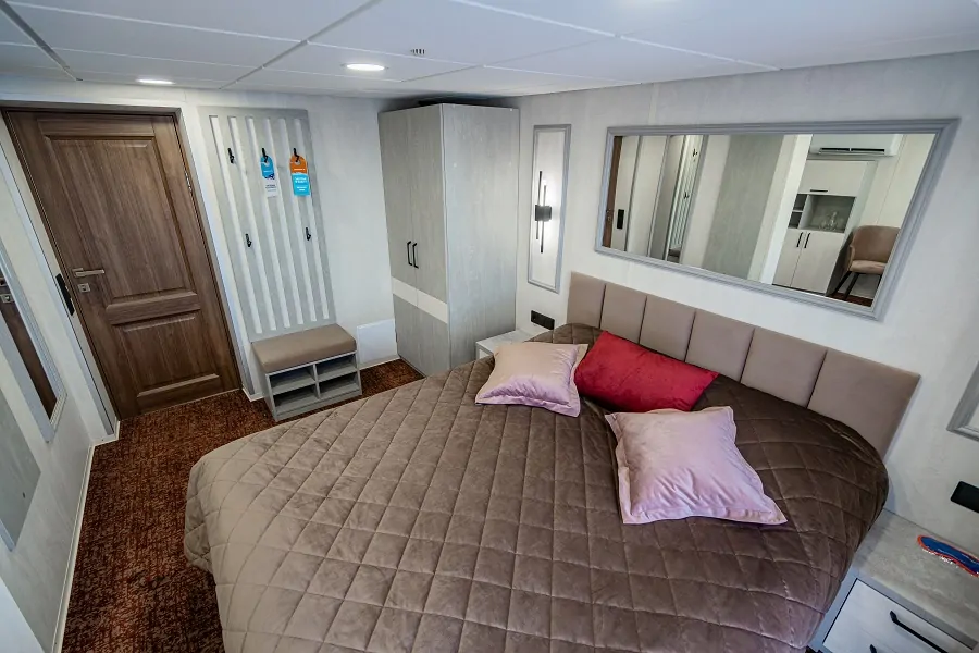 Полулюкс с балконом