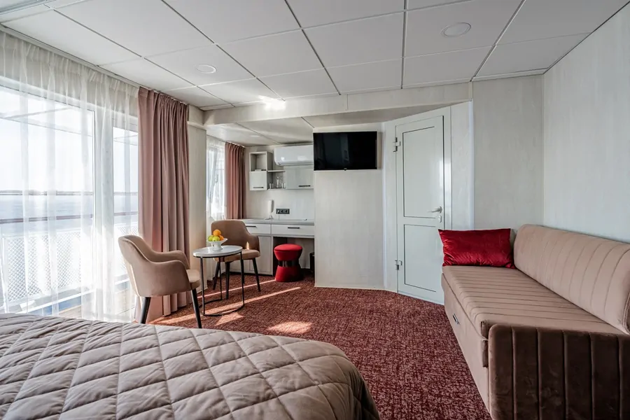 Люкс с балконом