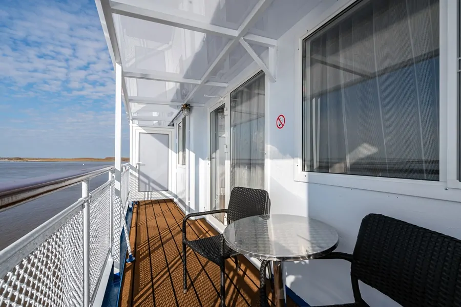 Люкс с балконом