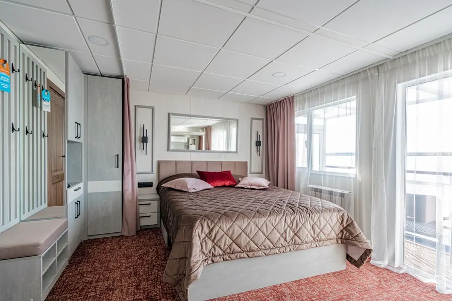 Люкс с балконом