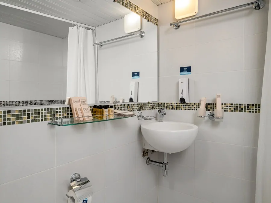 Полулюкс А-С с балконом