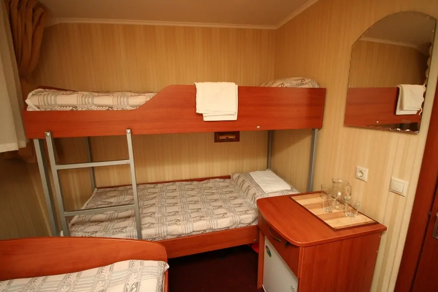 Стандарт В (трехместная, двухъярусная)