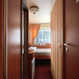 Сингл (главная палуба) 