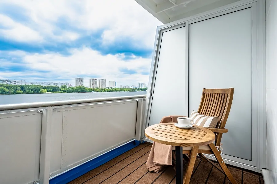 Полулюкс одноместный с балконом