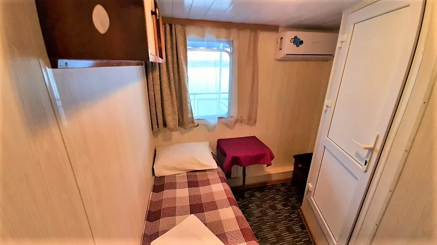 Сигма 1-местная