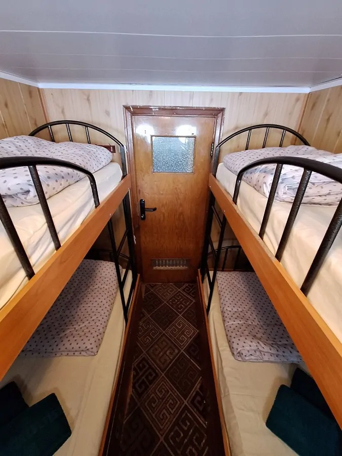 Эконом 2+2 (нижняя палуба)