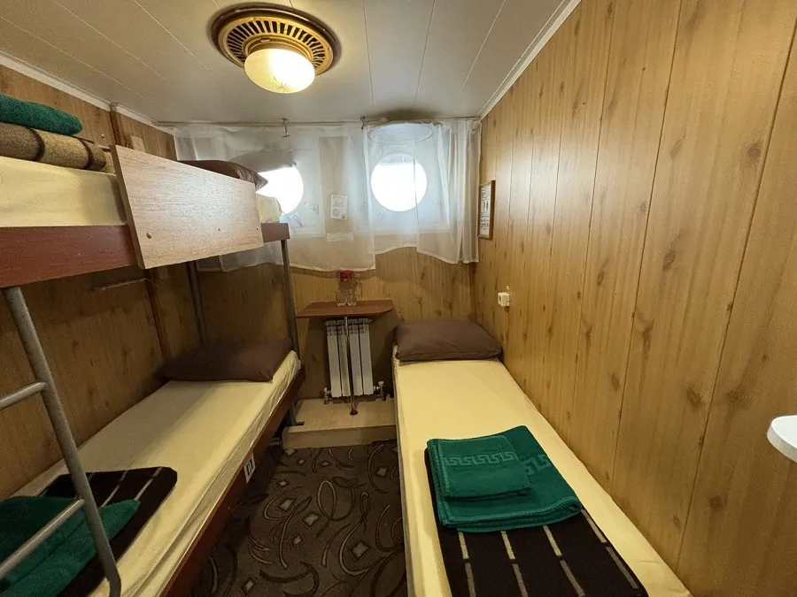 Эконом+ 2+1 (нижняя палуба)