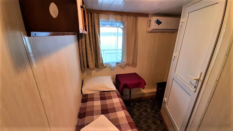 Сигма 1-местная