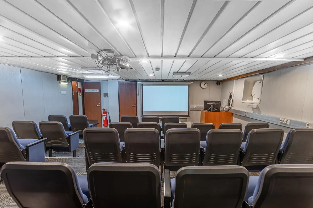 Академик Шокальский