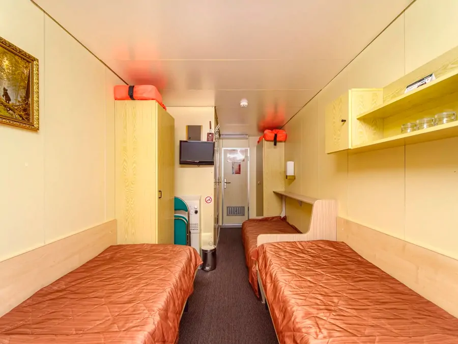 3-местная (нижняя палуба)