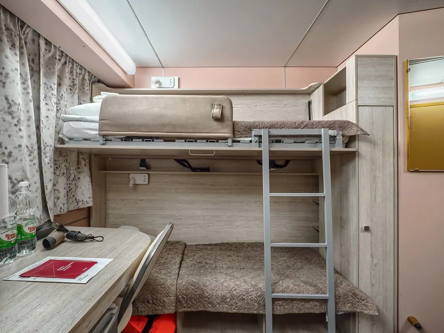 4-местная 2-ярусная (главная палуба)