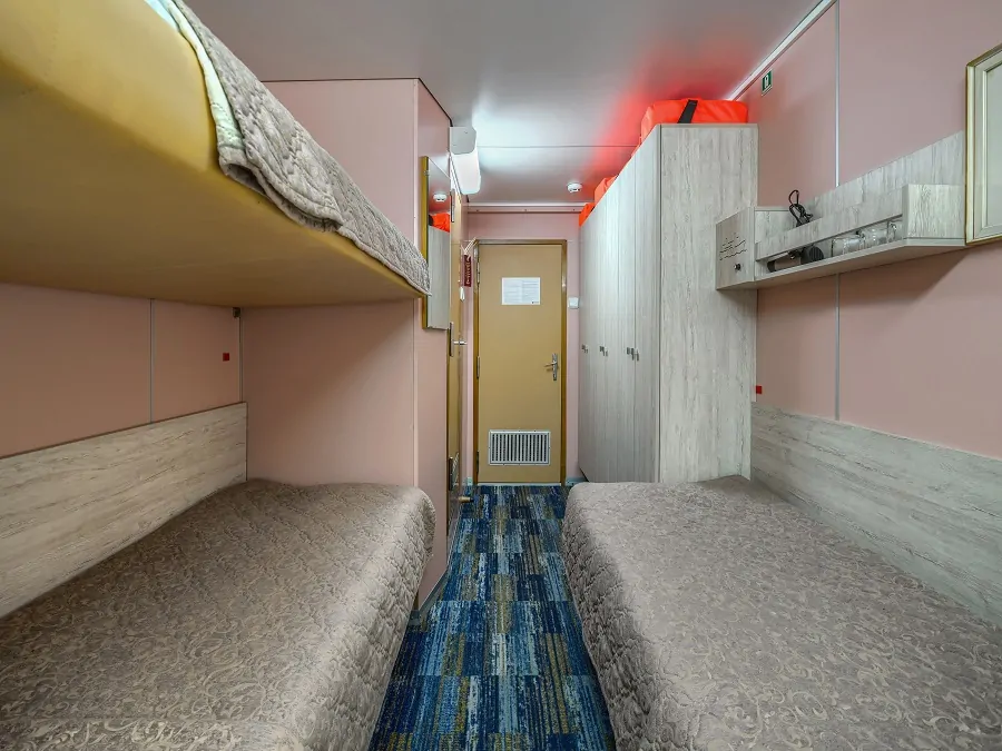 3-местная 2-ярусная (главная палуба)