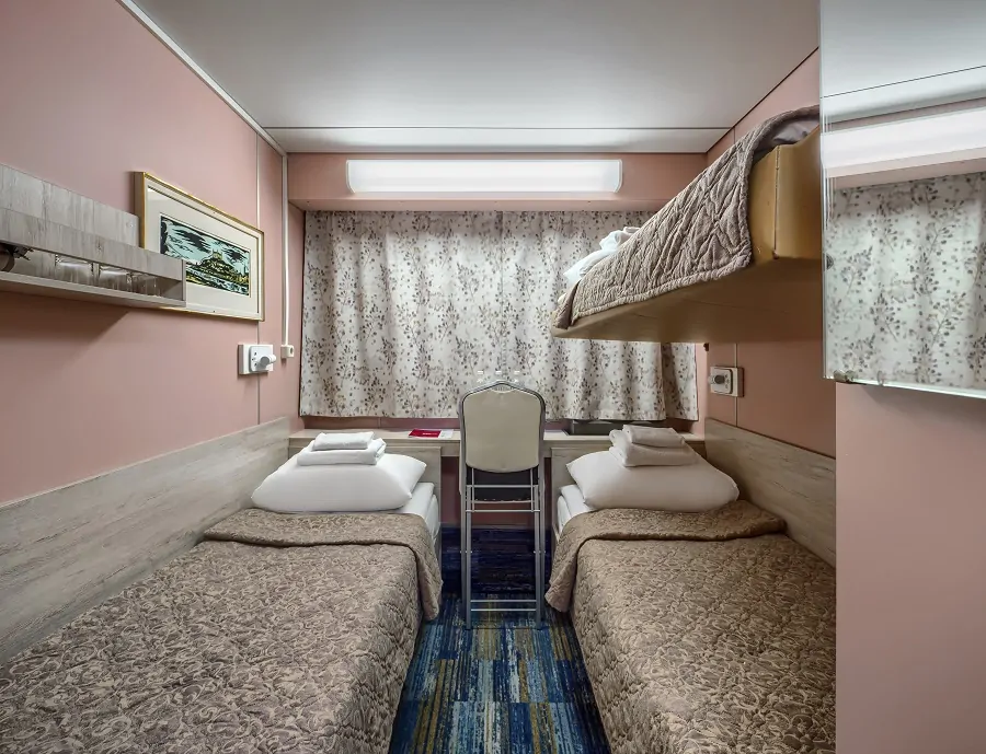 3-местная 2-ярусная (средняя палуба)