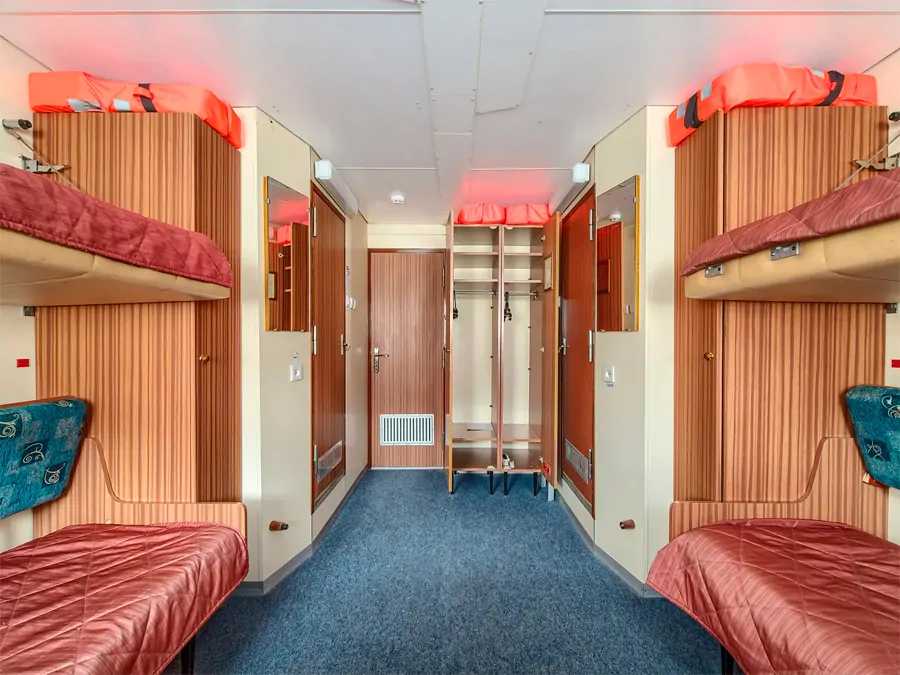 4-местная 2-ярусная (главная палуба)