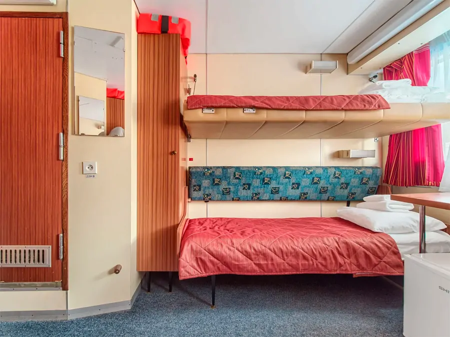 4-местная 2-ярусная (средняя палуба)