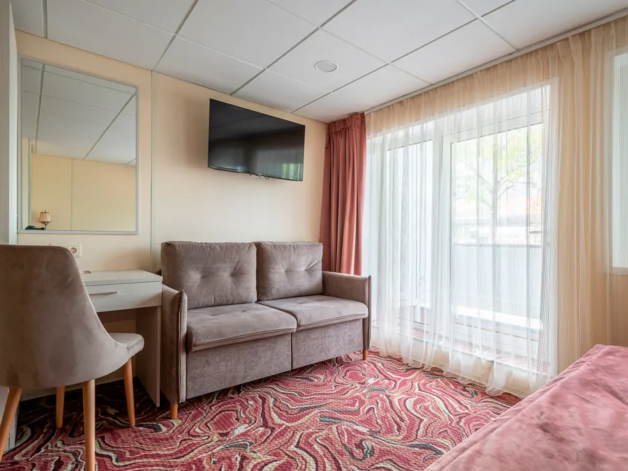 Полулюкс с балконом А