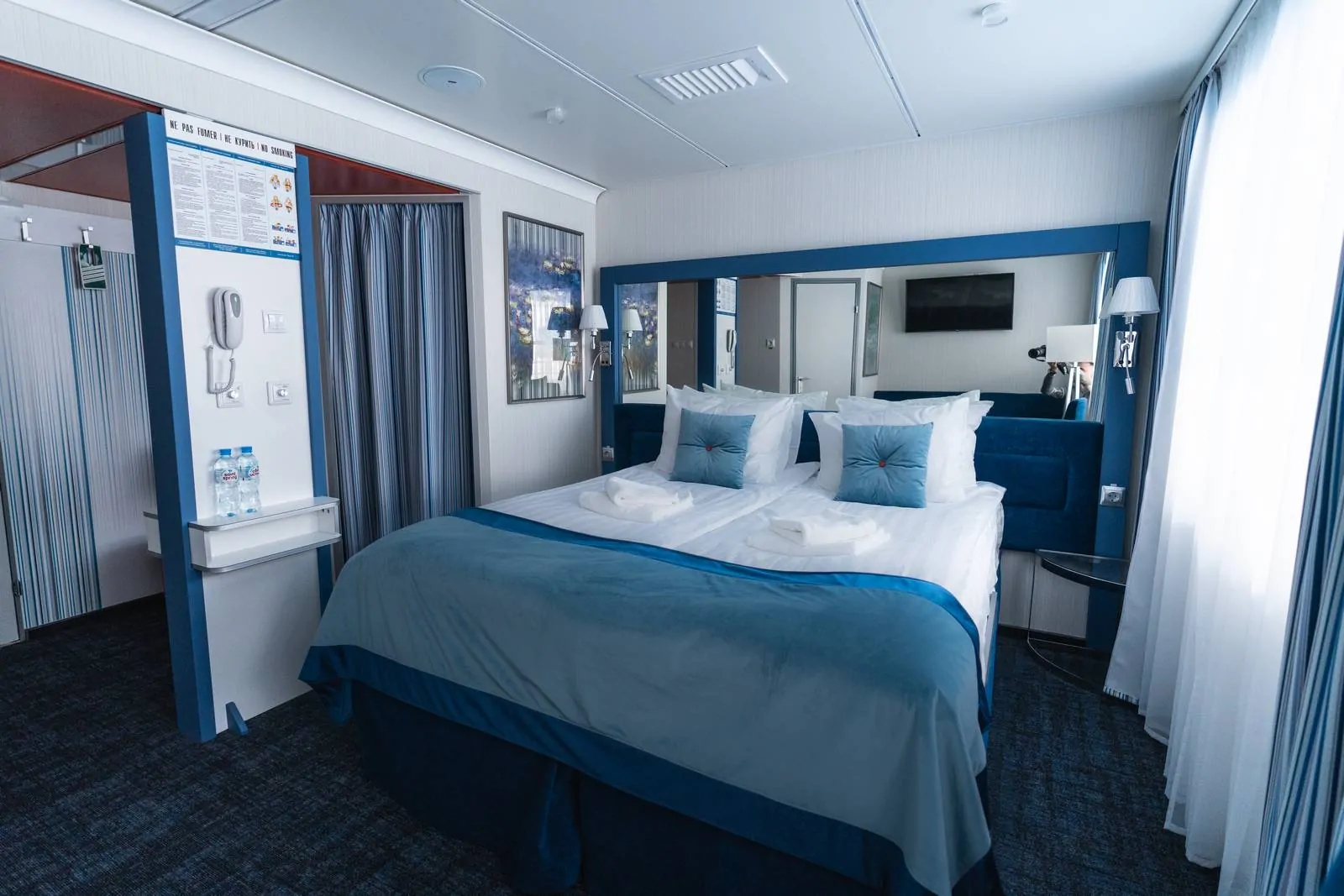 Люкс (средняя палуба)