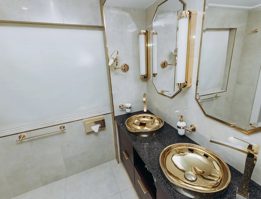 Панорамный люкс с балконом