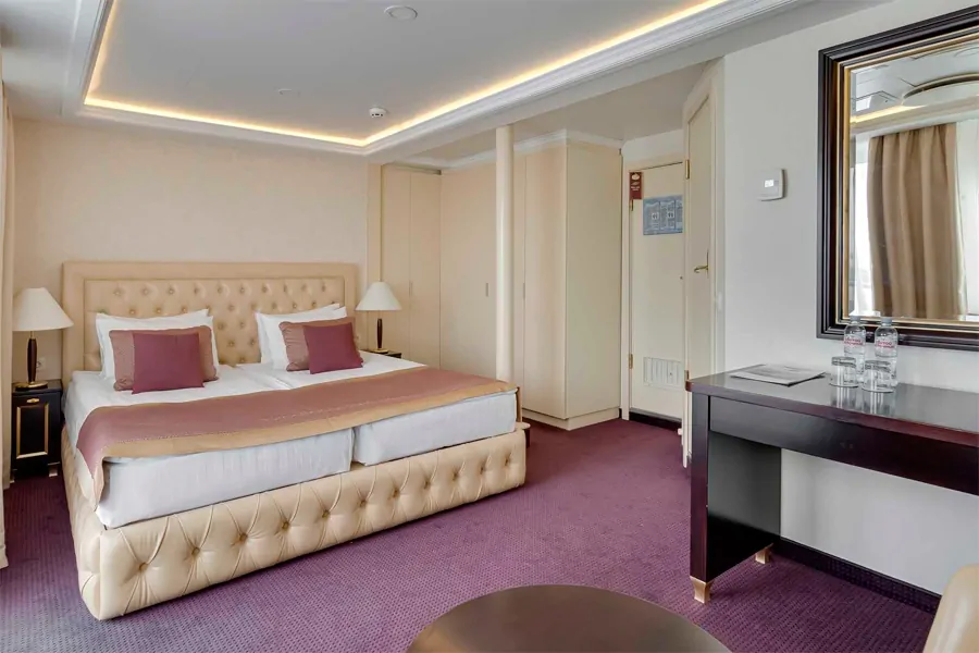 Люкс+ с балконом