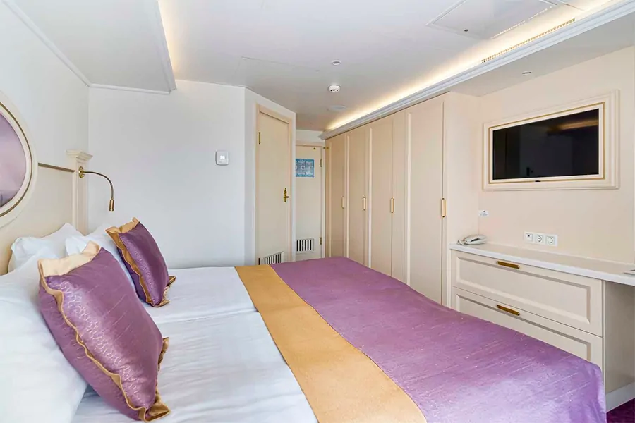 Комфорт премиум (главная палуба)