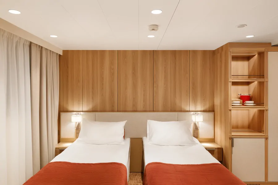 Полулюкс Б (главная палуба)