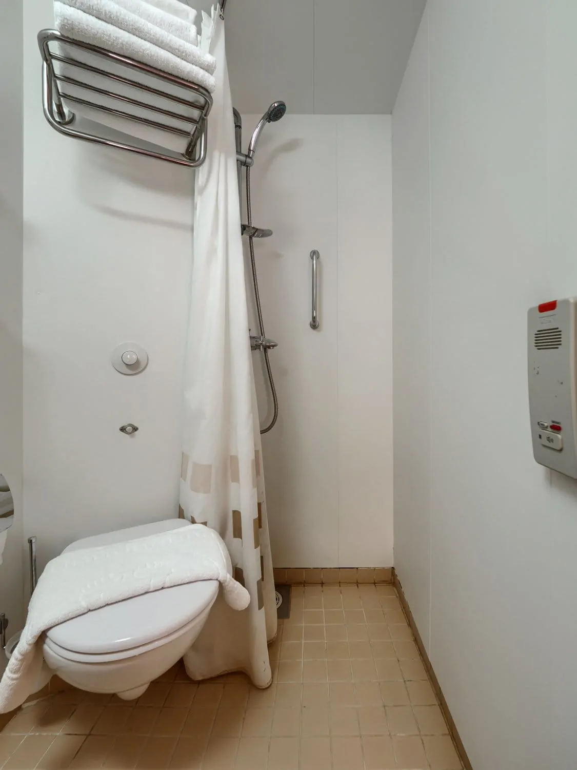 Полулюкс Б с балконом (солнечная палуба)