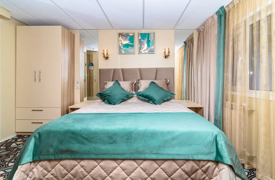 Полулюкс с балконом