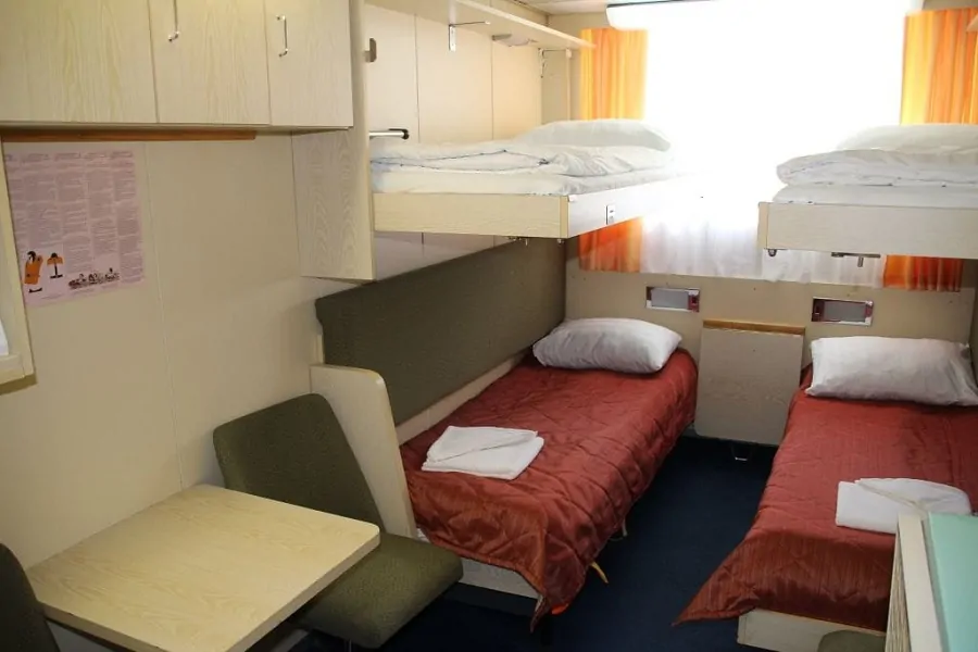 4-местная 2-ярусная (нижняя палуба)