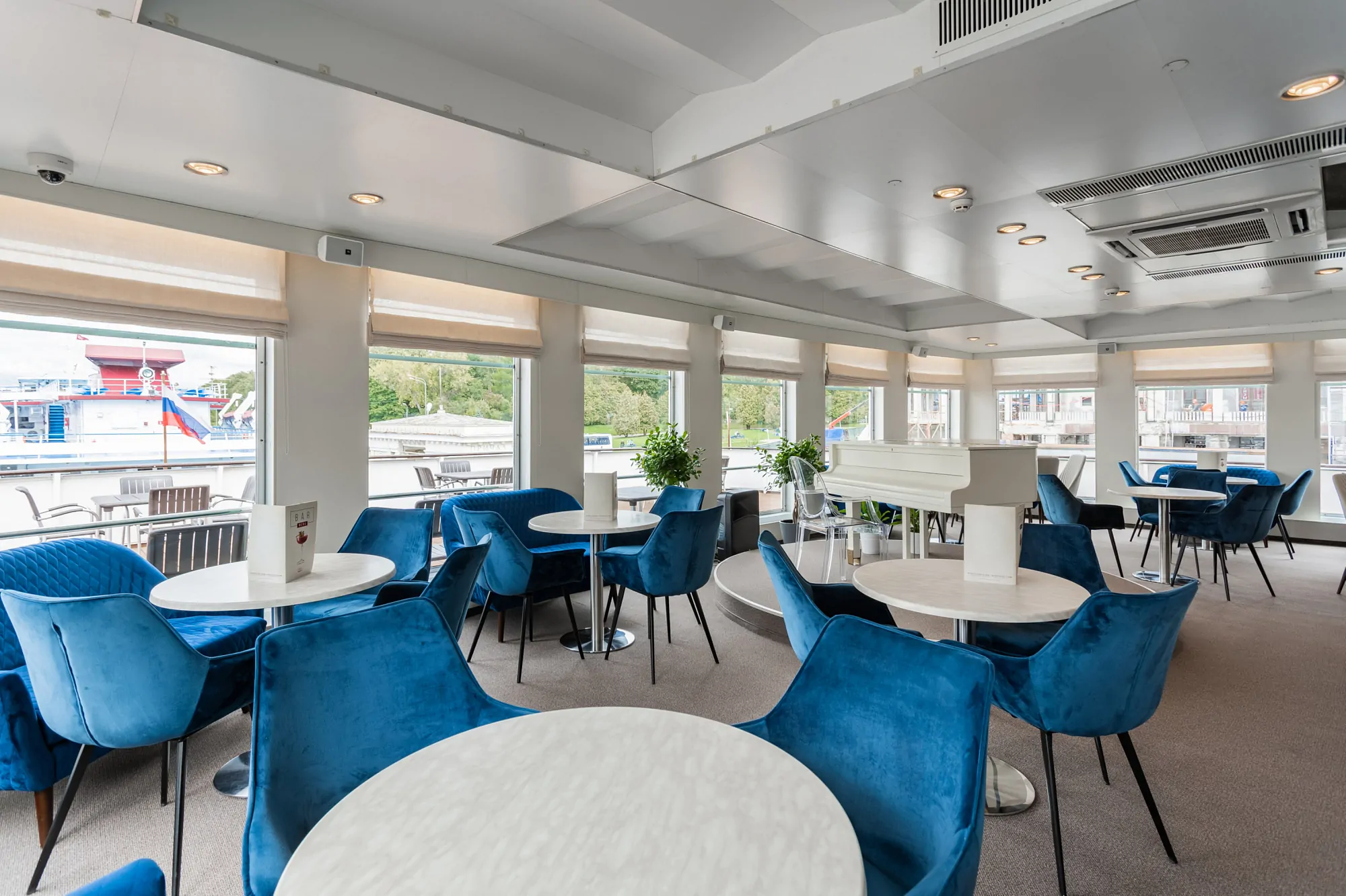 Санкт-Петербург