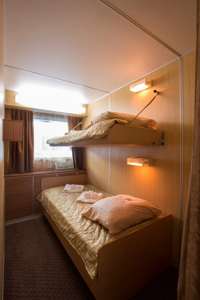 Полулюкс (средняя палуба)