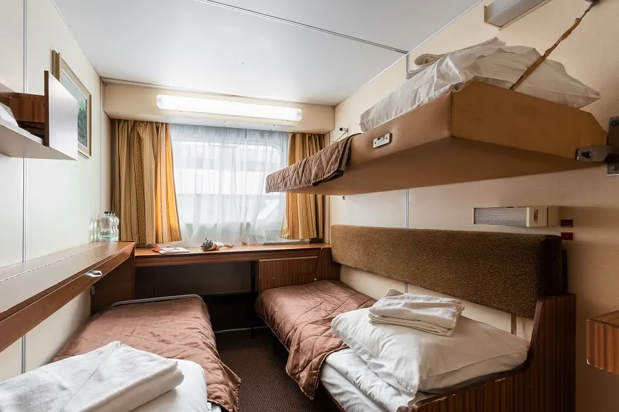 3-местная 2-ярусная (средняя палуба)