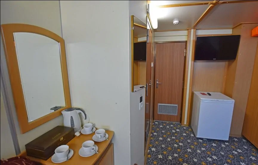 Полулюкс 4-местный