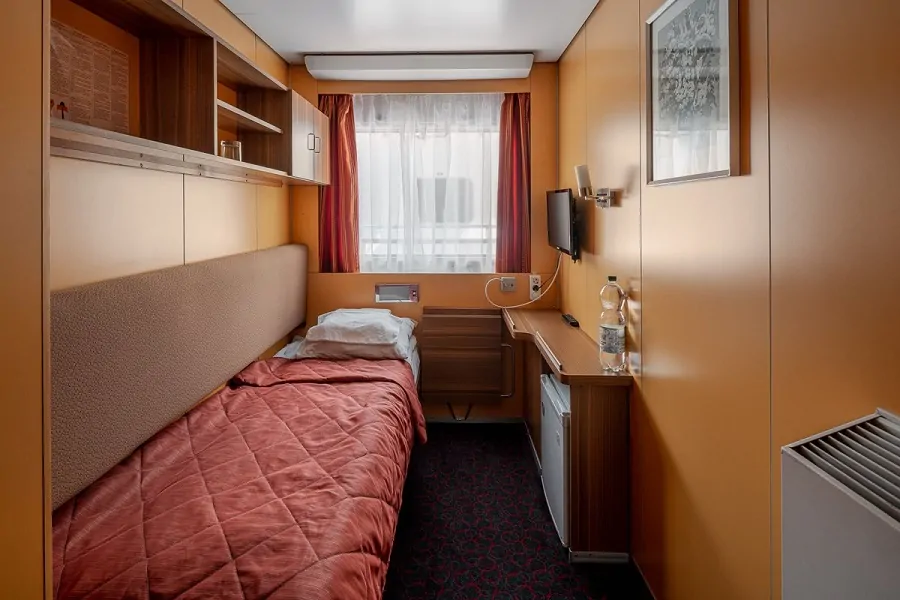 1-местная (шлюпочная палуба)