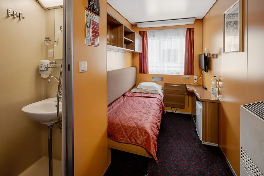 1-местная (шлюпочная палуба)