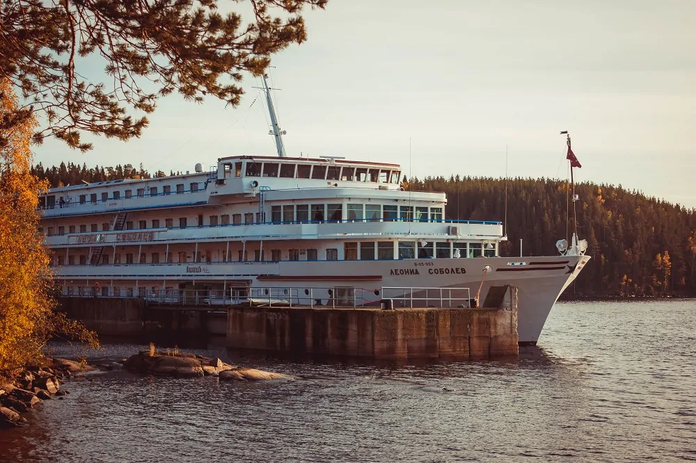 Санкт-Петербург
