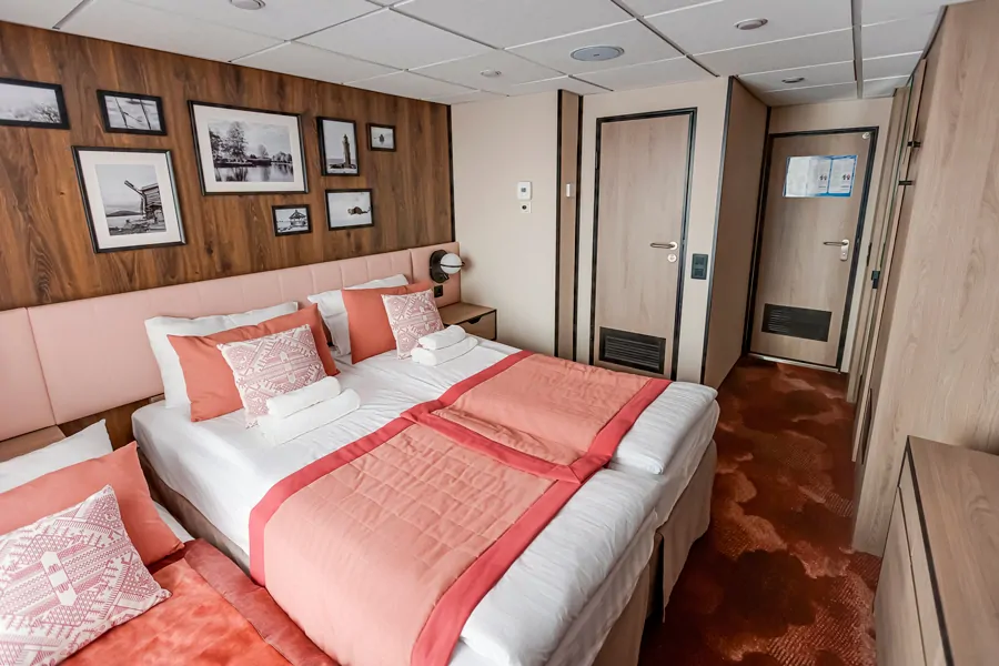 Полулюкс+ с балконом (средняя палуба)