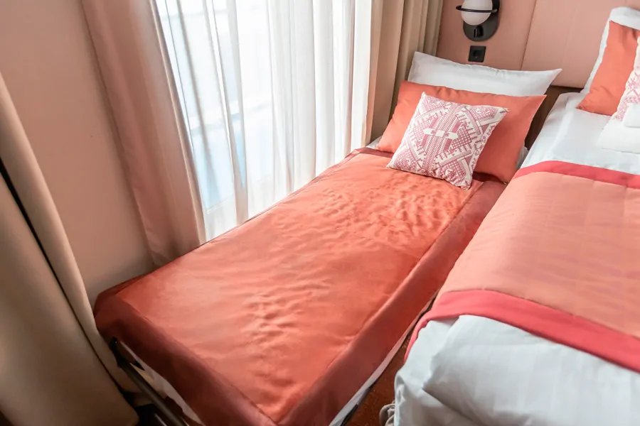 Полулюкс+ с балконом (шлюпочная палуба)