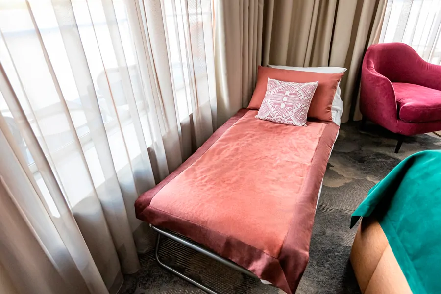 Панорамный люкс с балконом