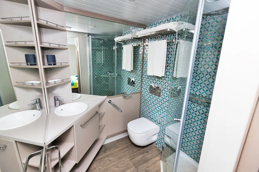 Комфорт премиум (средняя палуба)