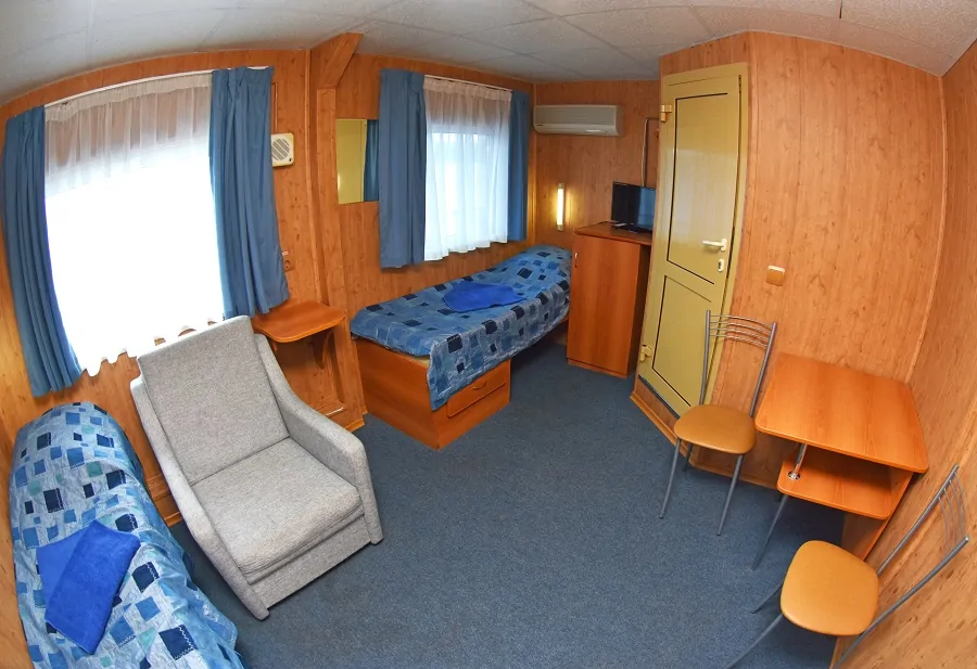 2-местная увеличенной площади с дополнительным местом (главная палуба)