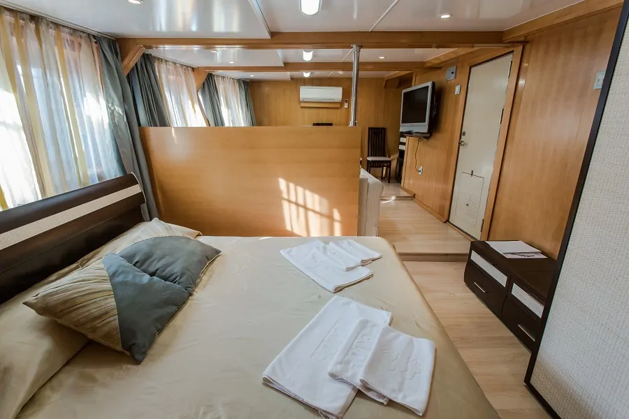 Люкс (нижняя палуба)