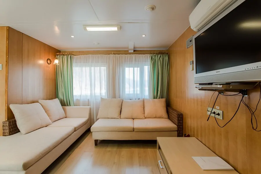 Люкс (верхняя палуба)