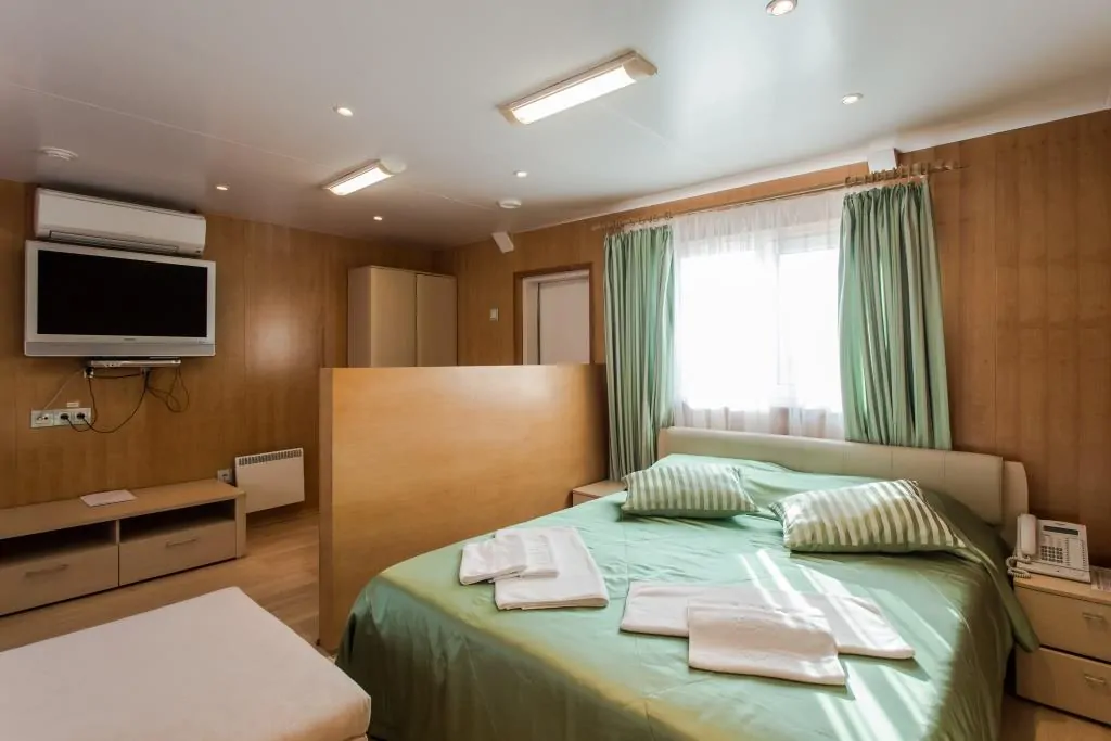 Люкс (верхняя палуба)