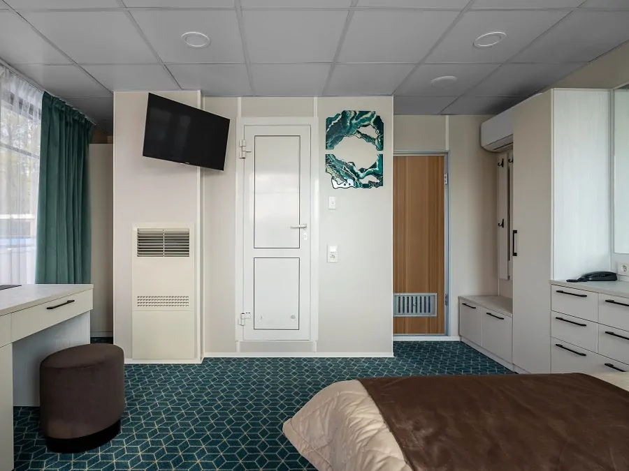 Панорамный полулюкс